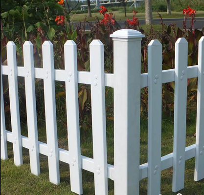 Easy Assembly Plastic PVC Fencing Plastic Extrusion Profiles Customized PVC Material Aging Resistant Strong